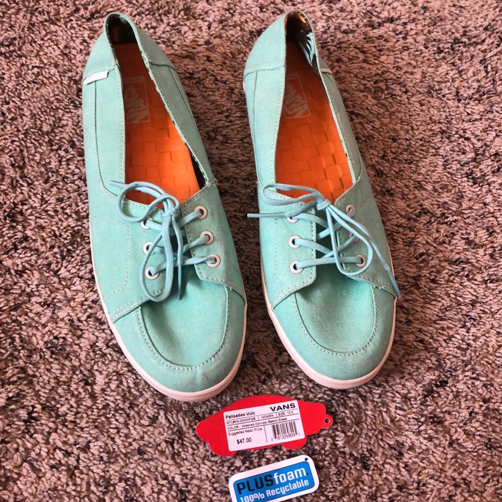 Woman’s VANS Surf Siders Plus Foam - Size 10